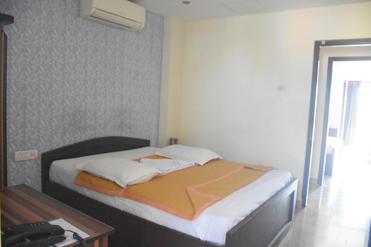 Star Msr Residency Hotell Perambalur Exteriör bild